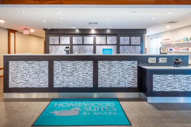 Homewood Suites, Lobby, Floating Front Desk, Glass tile, Sliding doors,Michelle B. Field , MBF Interior Design  Hospitality Designer, Hilton Worldwide